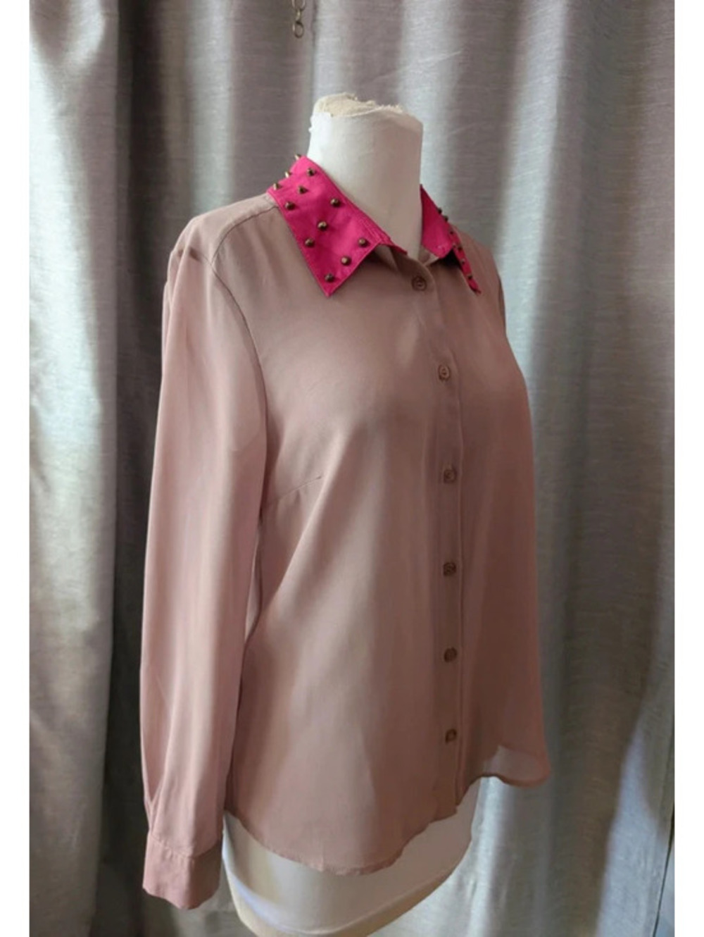 Jealous Tomato Taupe Pink Chiffon Studded Collar Blouse L